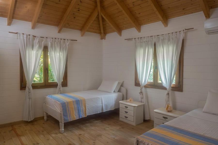 La Pointe Beach Huts Baie Sainte Anne Exterior foto